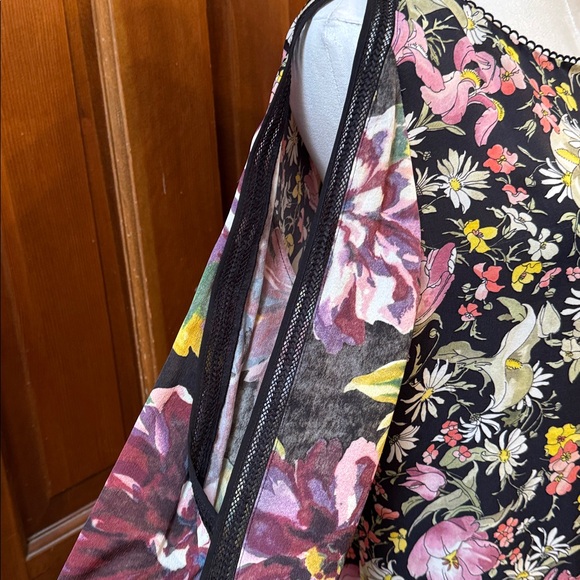 3.1 Phillip Lim Black and Pink Floral Blouse Size 10 - Picture 6 of 9